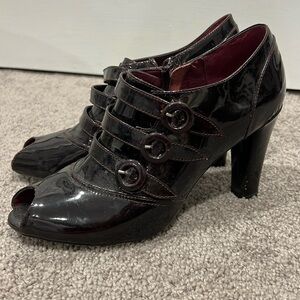 Via spiga eggplant patent pumps 8 made in Italy 🇮🇹